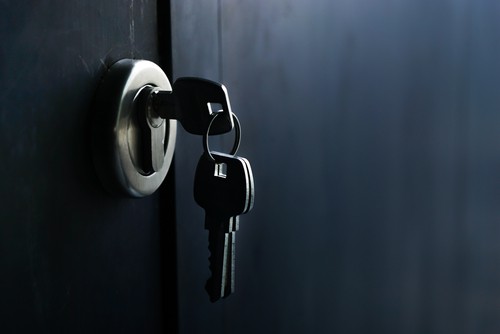 Why Install Digital Lock on Metal Doors? 